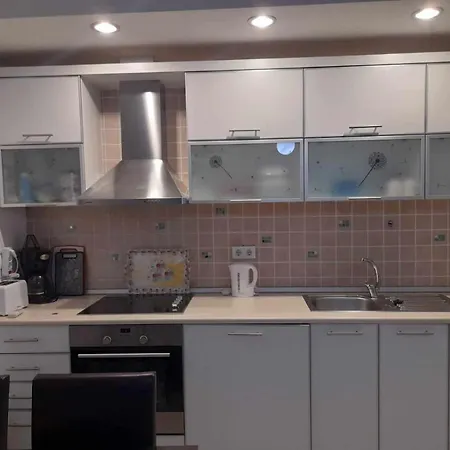アパート Inviting -4 Bed In Ilica Is Very *