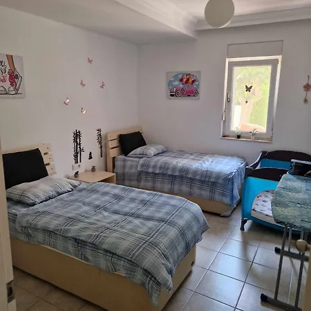 Apartamento Inviting -4 Bed In Ilica Is Very Sekikoy