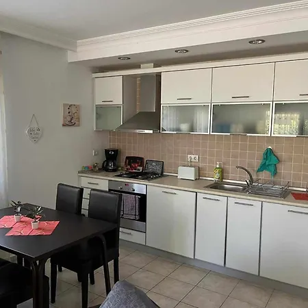 Inviting -4 Bed In Ilica Is Very Apartamento *